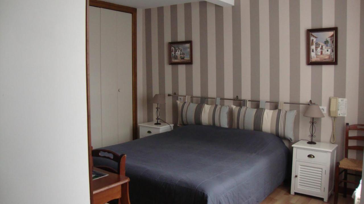 סאר Hotel Pikassaria מראה חיצוני תמונה
