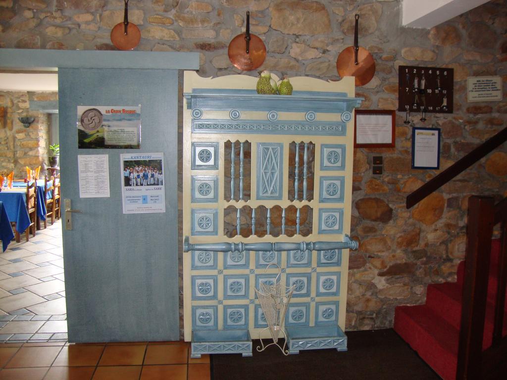 סאר Hotel Pikassaria מראה חיצוני תמונה
